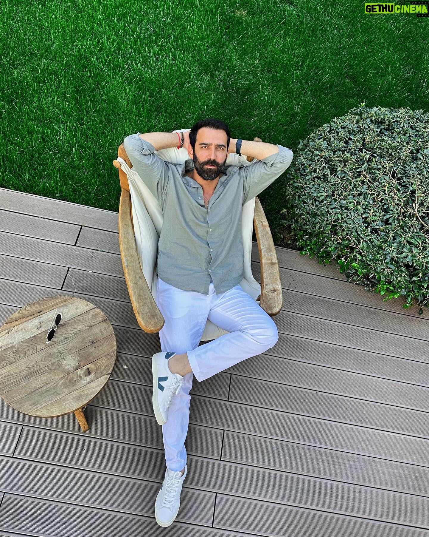Ferit Kaya - 4K Likes - 😉