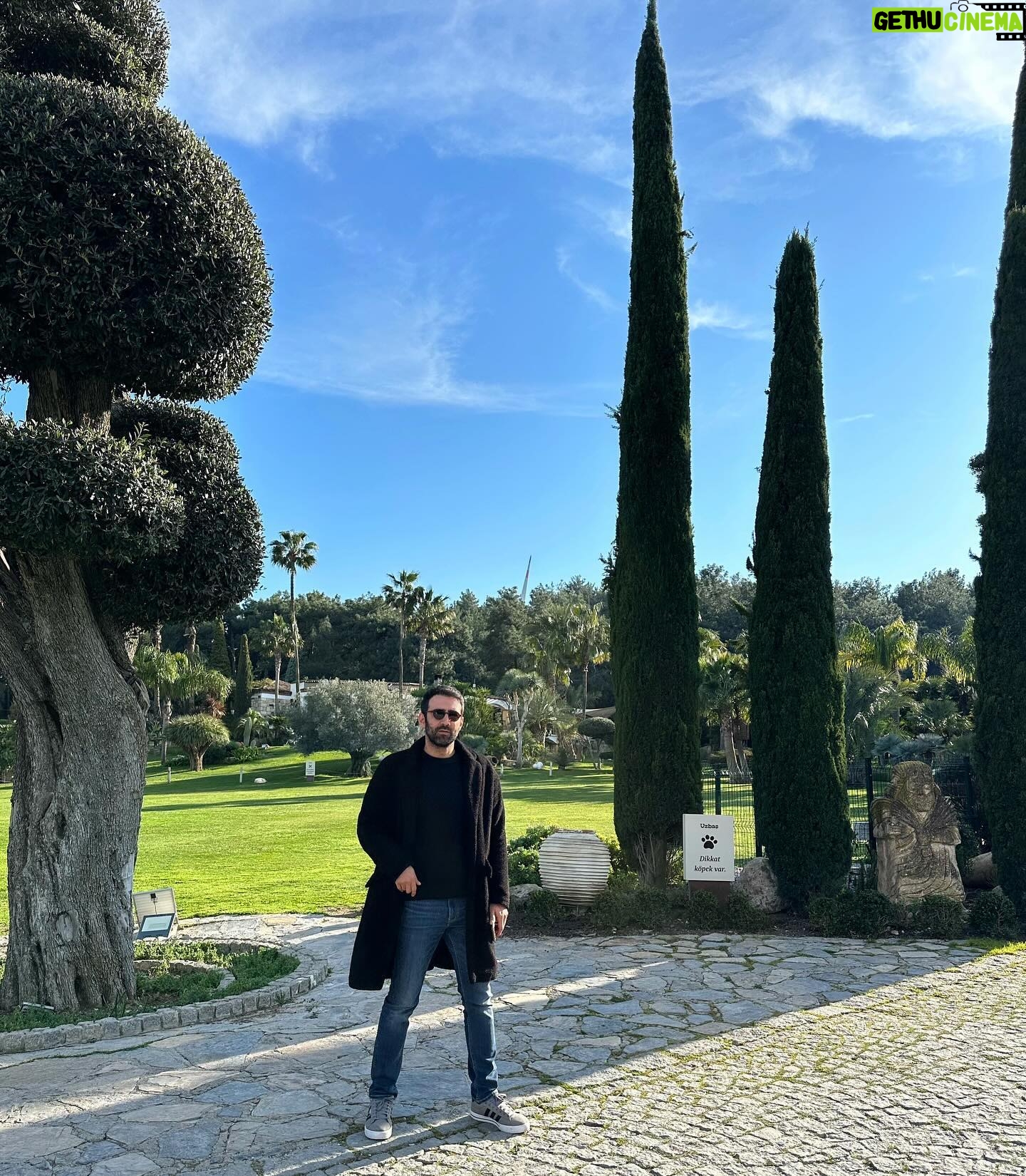 Ferit Kaya - 3.8K Likes - 🌴😎
📸 @yasmincerens