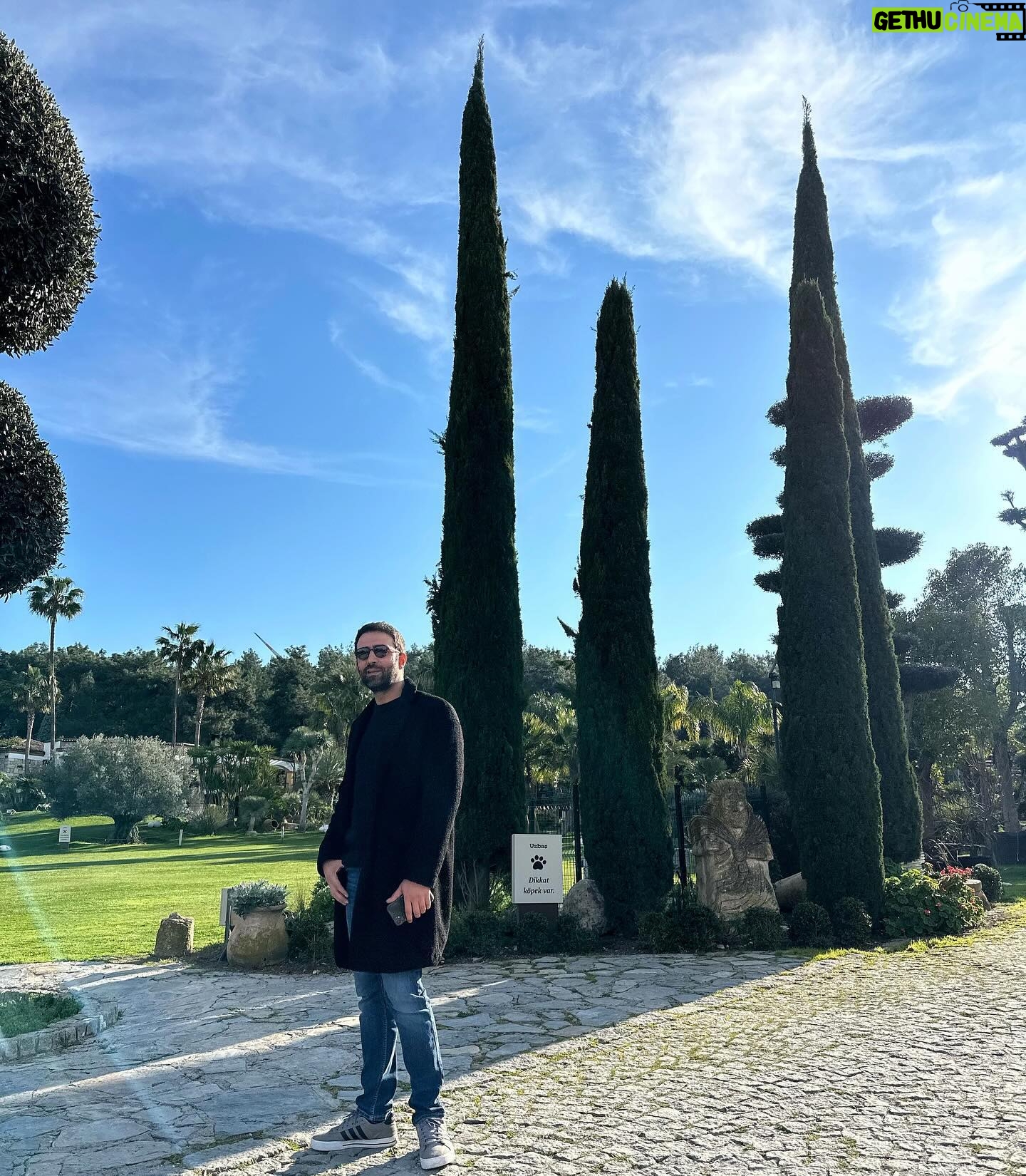 Ferit Kaya - 3.8K Likes - 🌴😎
📸 @yasmincerens
