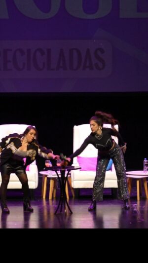 Fernanda Metilli Instagram - TRES COSAS QUE… Vol. 2 😂

⚠️ Todos los martes podes vernos presencial en @elnacionalsancorseguros 20:30 hs o por streaming desde tu casa!

‼️Toda la info y para sacar las entradas en @plateanet presencial y @passline_argentina streaming 

Somos @laschicasdelaculpa 💜 
@connieballarini 
@fermetilli 
@mguinzburg 
@nataliacarulias