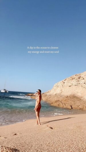 Fernanda Romero Instagram - 🌊✨ Did you know that salt water has the power to cleanse negative energy? Taking a dip in the ocean isn’t just refreshing—it’s a natural way to reset your mind, body, and soul. Next time you’re by the sea, take a moment to soak it all in and let the water wash away anything that’s weighing you down. 🌿💙

#SaltWaterHealing #EnergyCleanse #OceanVibes #MindBodySoul #NatureTherapy