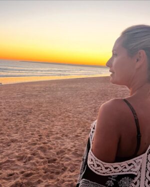 Fernanda Serrano Instagram - A lua e todos nós cá em baixo a ver!