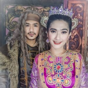 Ferry Ixel Instagram - Saksikan selalu Kembalinya Raden Kian Santang. Makin seru ceritanya setiap hari jam 21.00 di MNCTV @officialmnctv @rem_revimariska_