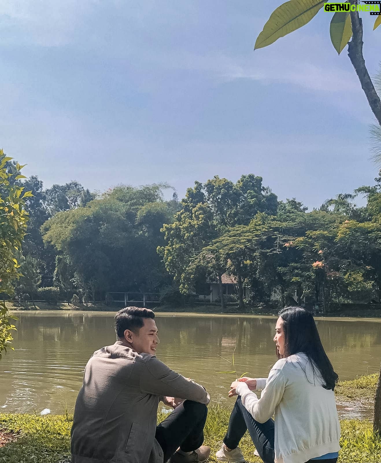 Ferry Ixel - 493 Likes - Akhirnya ketemu lagi ama @dealestari333 setelah sekian lama