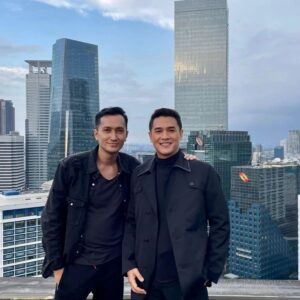 Ferry Ixel Instagram - “ Sangat sulit mencari teman yang tak lupa kita ketika sudah tak lama berjumpa, namun jika Anda menemukannya. Itulah yang dinamakan sahabat yang hebat!”
