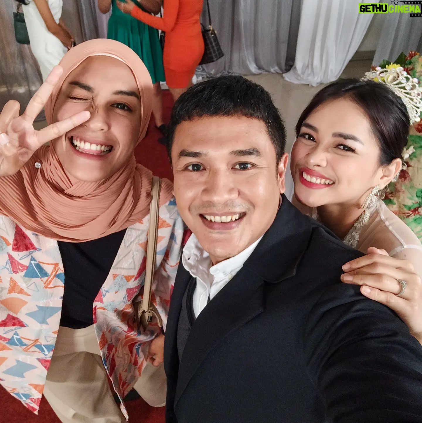 Ferry Ixel - 659 Likes - Selalu semangaat berkarya ketemu mereka lagi di judul baru Suara Hati Istri☺☺☺