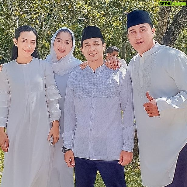 Ferry Ixel - 1K Likes - Selalu semangat berkarya, coming soon Suara Hati Istri☺🙏
