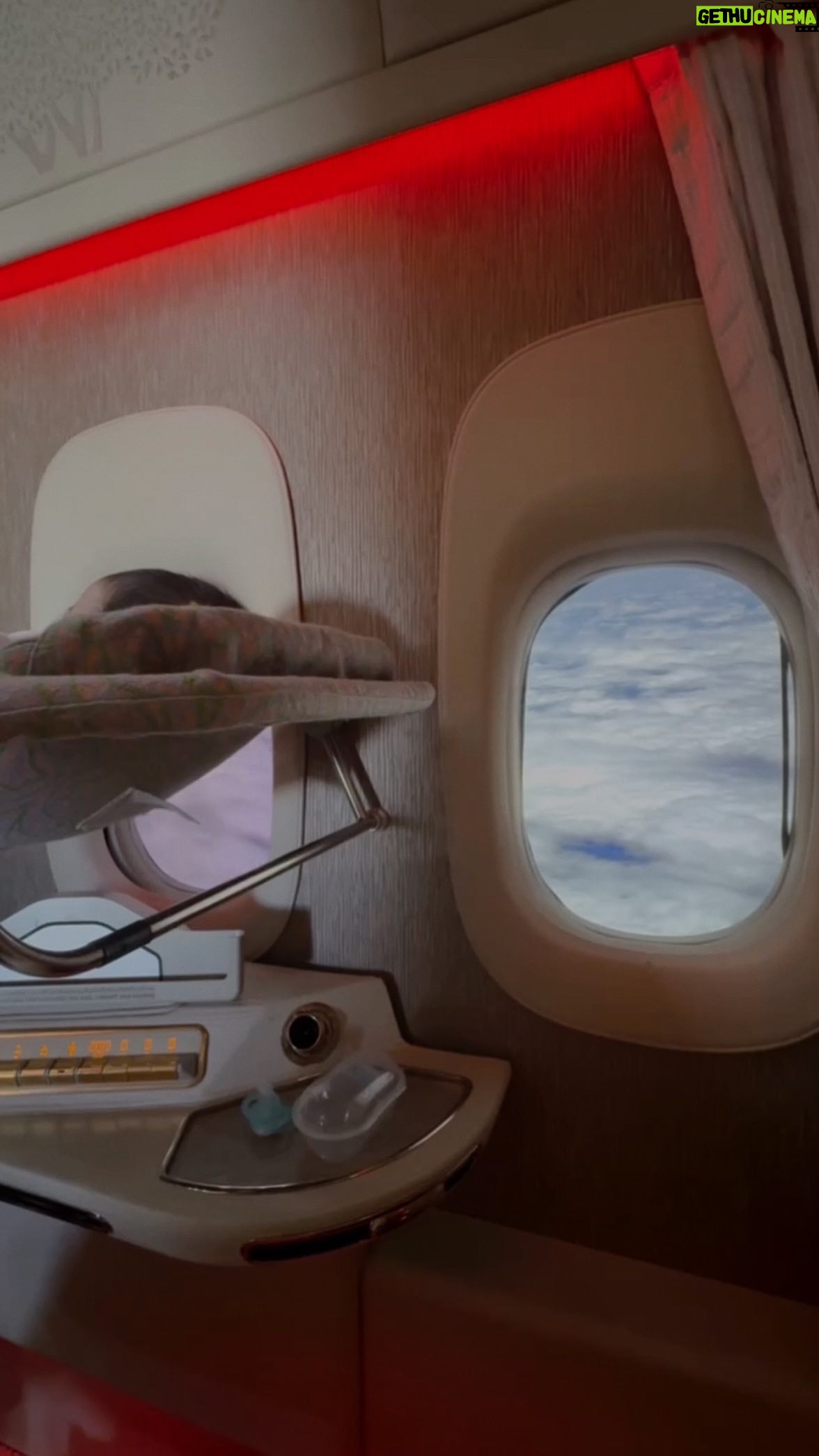 Fidji Ruiz - 129.9K Likes - travelling as a family >>