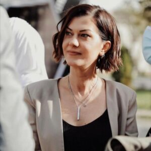Actress Filiz Ahmet HD Instagram Photos and Wallpapers August 2024