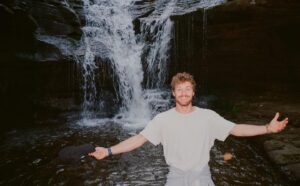 Finn Jones Instagram - Disco Summer Camp Labour Day Weekender is back - 4 days of music by the pool and 3 nights of late night dancing in the tavern. 
We’ve gathered some of NYs best DJs/musicians/producers/party throwers and all round diamond human beings to bring you a long weekend of care free, fun loving vibes. 
 
The event is free to attend with accommodation on site - with a restaurant, pool, waterfalls, hikes and a tavern turned nightclub @glenfallshouse is a paradise up in the Catskills Mountains. 

Come see what it’s all about. 
Accommodation can be booked through their website. 

@lovegamesnyc 

✌🏼💕

flyer designed by @kadencedopecat 🎨