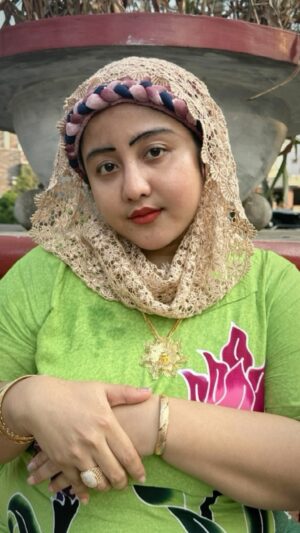 Fitria Rasyidi Instagram - Janji manismu pahit kek jamu temulawak.