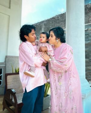 Fitria Rasyidi Instagram - Selamat Lebaran, Mohon maaf lahir batin semua 🙏🏻❤️