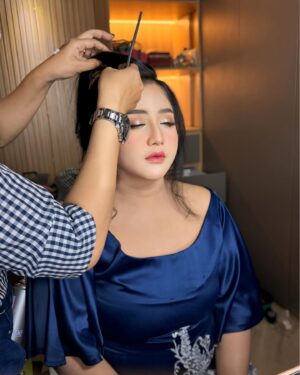 Fitria Rasyidi Instagram - Saya gendut.