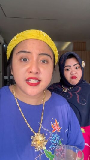 Fitria Rasyidi Instagram - Esmoshiii kepengen nge rujak jadinya 😢