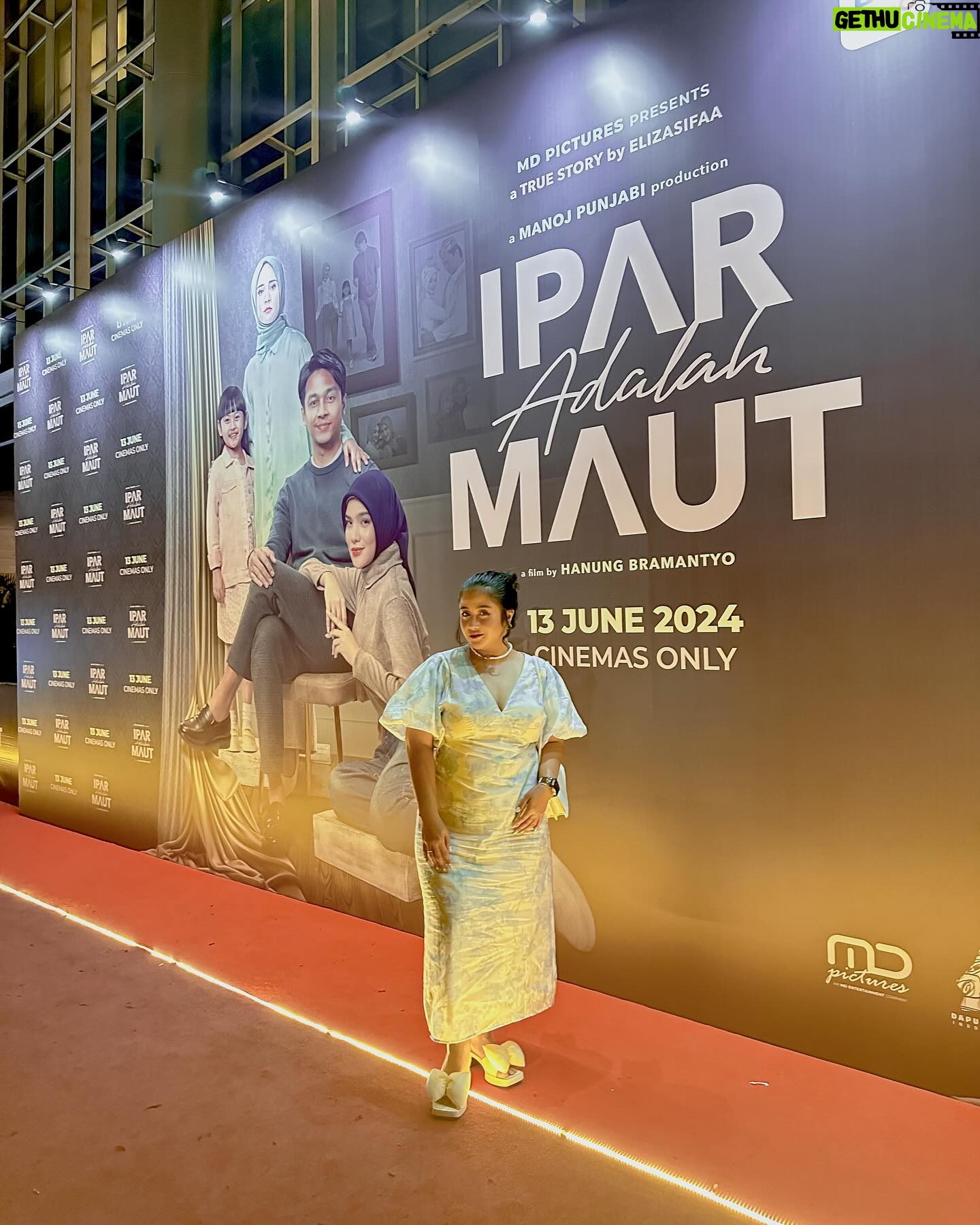 Fitria Rasyidi - 10.8K Likes - Sabar ya niss 🥹aku #teamNisa walaupun aku terlihat seperti Rani pada malam itu.. Satu Kata utk Film ini Raniiiiii Gateliiii!!! 🤬🤯😤 bagus banget filmnya banyak kejutan2 pas di scene2 tengah sampe ending! 🫣
Bangga aku padamu MICIII PETJAHHH 🔥🔥🔥 @michelleziu ❤️