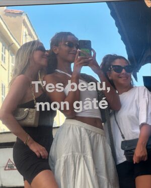 Flora Coquerel Instagram - On voudrait qu’il soit éternel. Summer 24 🫂