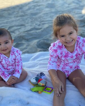 Florencia de Saracho Instagram - Viva !! Mi María, feliz vida mi niña, no sabes lo que significas para nosotros, llegaste a revolotear esta familia y nos haces inmensamente feliz. Es un privilegio ser tu Mamá. Te adoro mi Bebé por siempre