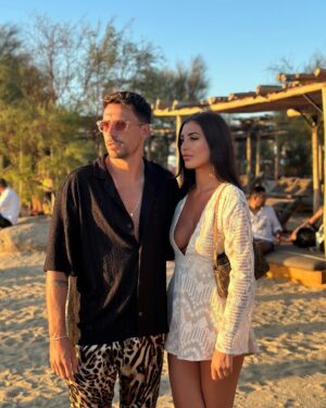 Florent André Instagram - Happy valentine´s day ❤️🫶
Quand tu as trouvé l’amour et l’amitié en une personne 😍