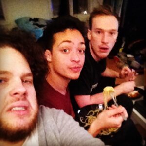 Florentin Will Instagram - Drei ironische Humorpeitscher genießen das Spektakel und Spaghetti #wettendass #lanzchristmas