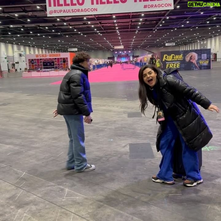Fontana - 2.7K Likes - Happy birthday to my twin sister @victoriashakespears ! š©· I had already forgotten about the idea of attending DragCon UK due to personal reasons when she called me and said āWeāre going to DragCon UK together!ā, I said I was sorry⦠But my situation was really complicated⦠She said āI donāt care, weāre gonna wait for you and weāll make it happen!ā. And so we did it! ā¤ļø I am so thankful I got to know you and oh my Godney what a 90ās kid born in the Britney era, growing up among Mia Colucci and Banda Calypso in the Brazilian hood can do: we are basically the same person! š and I love you for that! š©·š©·š©· Walking at DragCon UK getting compliments on āmyā lip sync assassin moments on Drag Race Germany was iconic (and hearing you getting compliments on āyourā makeover challenge on Drag Race Sweden lmao). Thank you for being the drag sister Iāve never had, thank you for inspiring me and for always being there for me. The connection we have is beyond drag race and social media, itās sisterhood, itās forever ā¤ļø I love you and Iām so thankful I got the chance to be with you in one of the most important moments of my career. And itās just the beginning, guys ⨠Thanks for making it happen, queen! The vagab***a popstar, yall! The ICONIC: Victoria Shakespears aka Joelmašøš¼ Wishing you the best of the best days ever! Shine bright and keep slaying! Love love love u!!! With love, your twin sister Fonty // Elba šøš¼š§š¼āāļøš