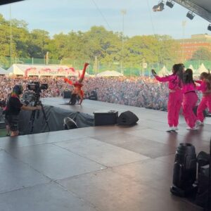 Fontana Instagram - THE FONTANA SHOW 2.0 👽

I’d like to thank my fans who came and shouted loud! 😍 HUGE thanks to my fantastic crew (my friends!) for supporting me and helping me since day 1 🖤

HUGE thanks to my beautiful dancers @lidianabarros_cirkussamba @pahcavalcante_ @thaliagoncalvessimas @thassisousa 🇧🇷💚

Outfits: @thepeterenglund 
Hair: @hairbyhugofreitas 
Boots: @by.lanay 
Wings: @wsdesign86 

Photos 1 & 3: @farshid_nasrabadi 
Photos 6 & mid-10: @fotografamandawilhelmsson 
Photos 9 & up and low-10: @fotografaviajante 
Videos 4 & 8: @dalis88 

#fontana #thefontanashow #stockholmpride #glamspäck #pride #lovewins