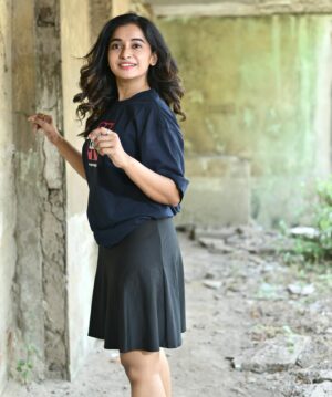 Fouzil Hidhaya Instagram - Never been regular 💙🦋

📸 @raghul_raghupathy &  @nrphotography______ 
Mua 🖌️ @artistrybydanu 
Hair 💇‍♂️💆‍♀️ @sathyamakeupartistry_

#trending #instagood #instagram #life #positive