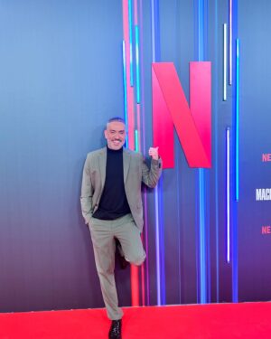 Fran Antón Instagram - Estreno #MachosalfaT2 
  #Salvesequienpueda

@netflixes