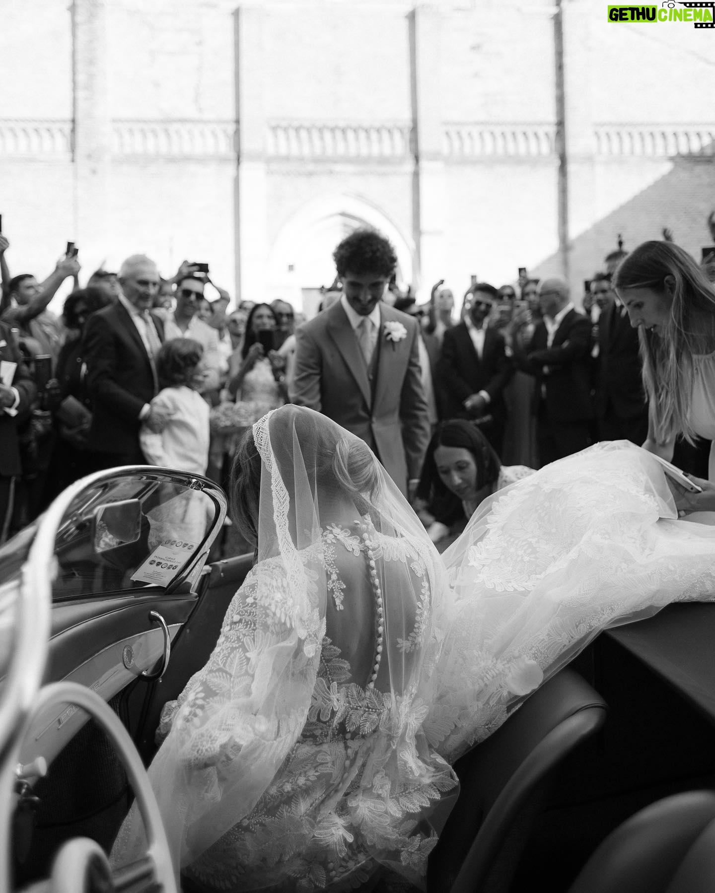 Francesco Bagnaia - 301.4K Likes - 20 Luglio 2024, ci siamo promessi amore eterno.
Per la vita, Mr and Mrs Bagnaia.