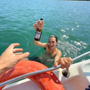 Francesco Serpico Instagram - Oh father let me go.

si può fare tutto in acqua persino essere pescati