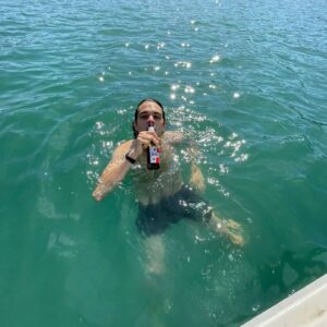 Francesco Serpico Instagram - Oh father let me go.

si può fare tutto in acqua persino essere pescati