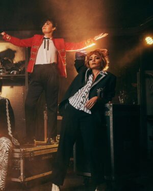 Francisca Walker Instagram - Falta pocoooo!!!

"LA GRAN NOCHE DEL ROCK"

Única función / Sábado. 29 de Junio / 20:00 horas

Venta de Entradas www.ticketmaster.cl y boleterias del Teatro Nescafé de las Artes
20% descuento Comunidad de las Artes
25% descuento afiliados Caja los Andes

Dirección General /  Natalia Grez @nataliagrez

Elenco
Francisca Walker @franwalk / Montserrat Ballarin @montseballarin / Vivianne Dietz @viviannedietz / Josefina Fiebelkorn @josefinafiebelkorn /
Gabriel Cañas @gabrielcanasg / Gabriel Urzua @gaburzua / Matias Oviedo @matiasoviedobanda / Jose Antonio Raffo @joseantonioraffo

Producen / Tetro Nescafé de las Artes @teatro_nescafe y Cultura Capital @culturacap