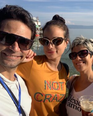 Francisco Rubio Instagram - Dentro de las Bendiciones que @bardomovie ha traído a mi Vida, se encuentra esta Maravillosa familia que se ha construido sólidamente a carcajadas, mucho Amor y compasión infinita! Gracias #amistades 
Les amo @fridastrid @montserratmaranon