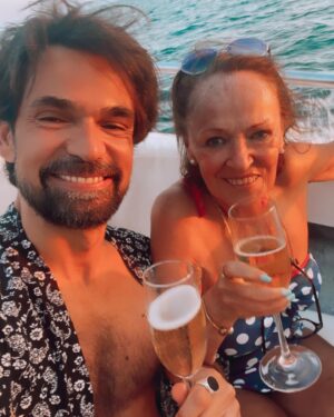 Francisco Rubio Instagram - Feliz día Ma! Que felicidad tenerte a mi lado, cuidándome y llenándome de amor
Te amo ❤️