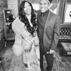 Frank Gatson Jr. Instagram - Don’t Miss @Brandy in the morning on TV.  Have A Very Merry Brandy Christmas. 

Celebrate Christmas Day with Brandy’s Amazing 1st time Christmas album. #ChristmasWithBrandy available everywhere. Play it all day as you open gifts 

Check your local ABC station for Brandy.