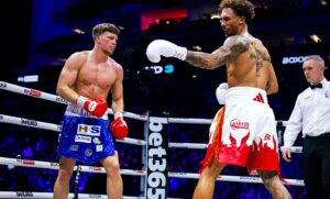 Frazer Clarke Instagram - One Week Later… What a fight. What a night 🔥

Who wants to see the rematch? 👀

#WardleyClarke | @skysportsboxing | @peacock