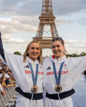Fred Sirieix Instagram - Le Parc des Champions. Emotions et frissons. Inoubliable #paris2024 

Felicitations @lois_toulson @andreassirieix04 Merci pour cette aventure et bravo encore 🥉👏🏻👏🏻👏🏻🇫🇷