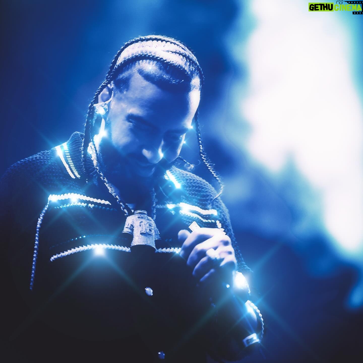 French Montana - 311.9K Likes - DC WAS 2 LIVE !
BUFFALO SEE YALL TONIGHT
CHICAGO SATURDAY
GOTTA SEE IT TO BELIEVE IT MIXTAPE TOUR ! 💎🌊
@myfabolouslife @fivioforeign_8fs