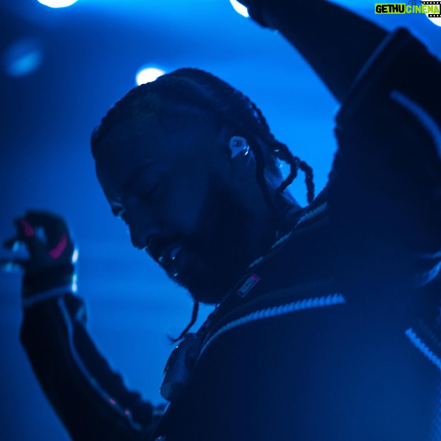 French Montana - 311.9K Likes - DC WAS 2 LIVE !
BUFFALO SEE YALL TONIGHT
CHICAGO SATURDAY
GOTTA SEE IT TO BELIEVE IT MIXTAPE TOUR ! 💎🌊
@myfabolouslife @fivioforeign_8fs