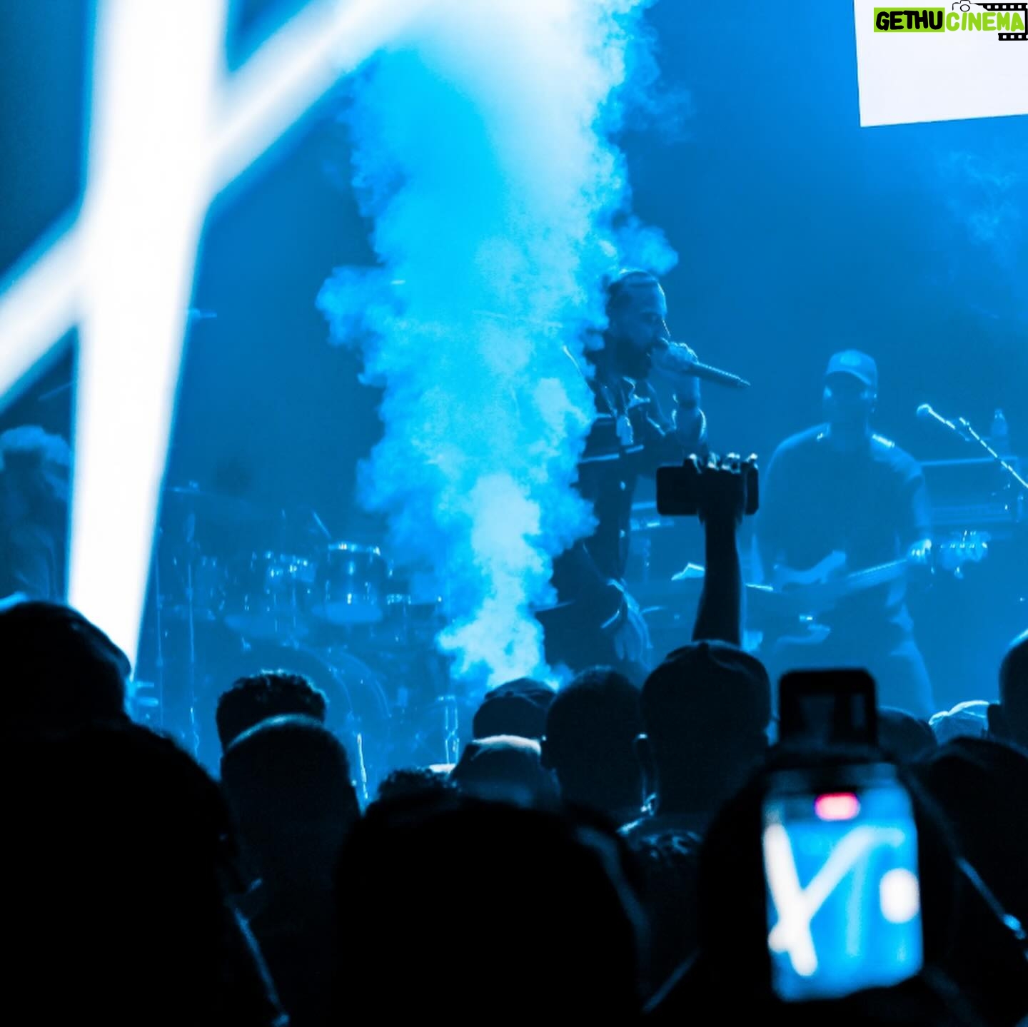 French Montana - 311.9K Likes - DC WAS 2 LIVE !
BUFFALO SEE YALL TONIGHT
CHICAGO SATURDAY
GOTTA SEE IT TO BELIEVE IT MIXTAPE TOUR ! 💎🌊
@myfabolouslife @fivioforeign_8fs