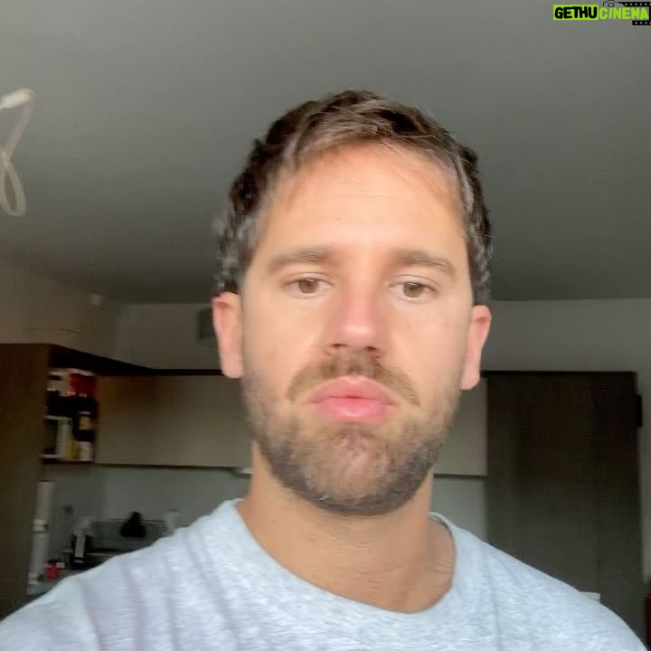 Frohner Fecó - 2.4K Likes - Fodrászok!
Kérlek ne felejtsétek el,hogy az év egész részében fontos,hogy menjünk hajazni gyermekotthonba ezzel élményt adni a kis lurkoknak!A @kuckoprogram keretein belül tudtok eligazítást nyerni,hogy milyen otthonok várják a segítségünket az év ezen részében is.
Köszönjük @dora_csikesz önkéntesnek a segítséget és ,hogy ilyen klassz gyerekekkel találkozhattunk és segíthettünk immáron másodszor!
A segítség és élményt adományozni cool dolog!
Hajrá!!!