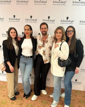 Frohner Fecó Instagram - Partnerkonferencián a csapat