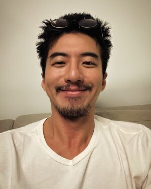 Fu Meng-Po Instagram - 龍來龍來～新年快樂