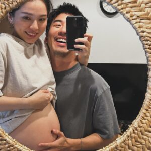 Fu Meng-Po Instagram - 2013年我們認識了彼此，
今年是在一起的第11年，
謝謝這些年所有的包容與呵護，
謝謝我們一起經歷過的那些大喜大悲，
謝謝所有的歡笑與爭吵，
謝謝妳，讓我有機會學習愛。

而今天是我37歲生日，
藉此想跟大家分享一點喜悅，
就是⋯
我除了成為人夫，還要成為爸爸了。
說不緊張絕對是騙人的，
但接下來的事，接下來再說吧，
這幾年學會的就是不要預設太多，
一切都是最好的安排。

謝謝所有的所有，
也祝大家平安喜樂。

昨天算是第一個母親節吧？
可以一起祝安安母親節快樂嗎？
😆