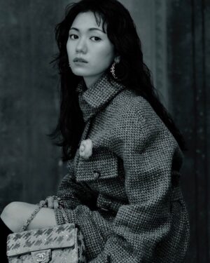 Fumi Nikaido Instagram - 25ans7月号

@25ansjp 
@chanelofficial 

Phtos : MASANORI AKAO［whiteSTOUT］
@akaomasanori 
@takeokachie 
@kotaro__hair 
@sadaito