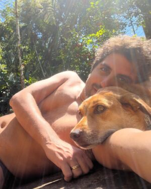 Gabriel Louchard Instagram - Me permita o trocadilho.
Aliás, antes me permita usar a palavra “trocadilho” em 2023.
Mas é amor pra cachorro!
#simba