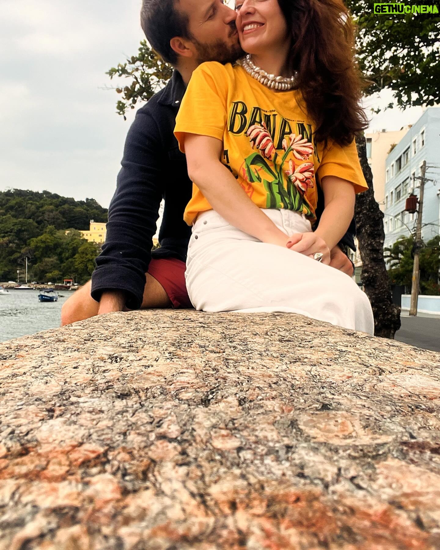 Gabriela Barros - 11.8K Likes - Como o macaco gosta de banana, eu gosto da Urca. 🫶🏻🍌