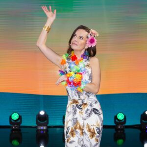 Gabriela Platas Instagram - De vez en cuando una flor no le cae mal a nadie 🌺