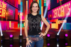 Gabriela Platas Instagram - Créanme cuando les digo que HOY #MeCaigoDeRisa se va a descontrolar.