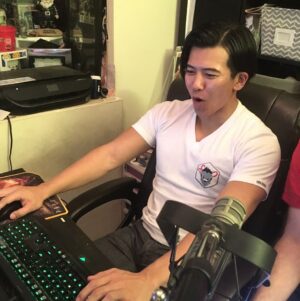 Gaku Space Instagram - Hog Wild Toy Drive!
I was featuring on @menacemade twitch.tv/optimus_slimed for charity to give holiday presents to kids!
@thechristianhoward hopped in as a surprise guest.
Thank you so much if you watched the stream & donated for kids! We raised over $2100 while we're on the stream!
You guys will make the kids smile!
📷: @bgirlmislee 
#overwatch #genji #roadhog 
#streetfighterassassinsfist 
#goki #kenmasters 
#twitchtv #charitystream 
#happyholiday #christmas #presentsforkids #toyfortots
#goodcause #lovekids