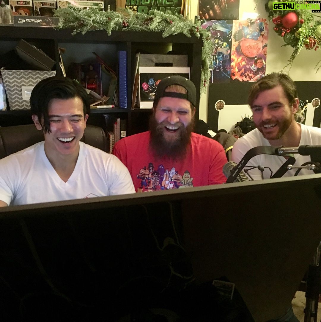 Gaku Space - 7.1K Likes - Hog Wild Toy Drive!
I was featuring on @menacemade twitch.tv/optimus_slimed for charity to give holiday presents to kids!
@thechristianhoward hopped in as a surprise guest.
Thank you so much if you watched the stream & donated for kids! We raised over $2100 while we're on the stream!
You guys will make the kids smile!
📷: @bgirlmislee
#overwatch #genji #roadhog
#streetfighterassassinsfist
#goki #kenmasters
#twitchtv #charitystream
#happyholiday #christmas #presentsforkids #toyfortots
#goodcause #lovekids